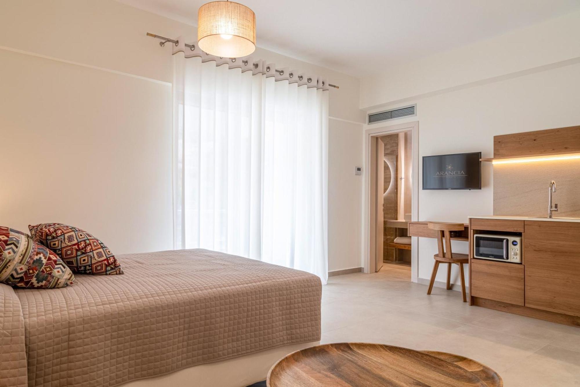 Arancia Elegant Rooms And Suites Tolo Exterior photo