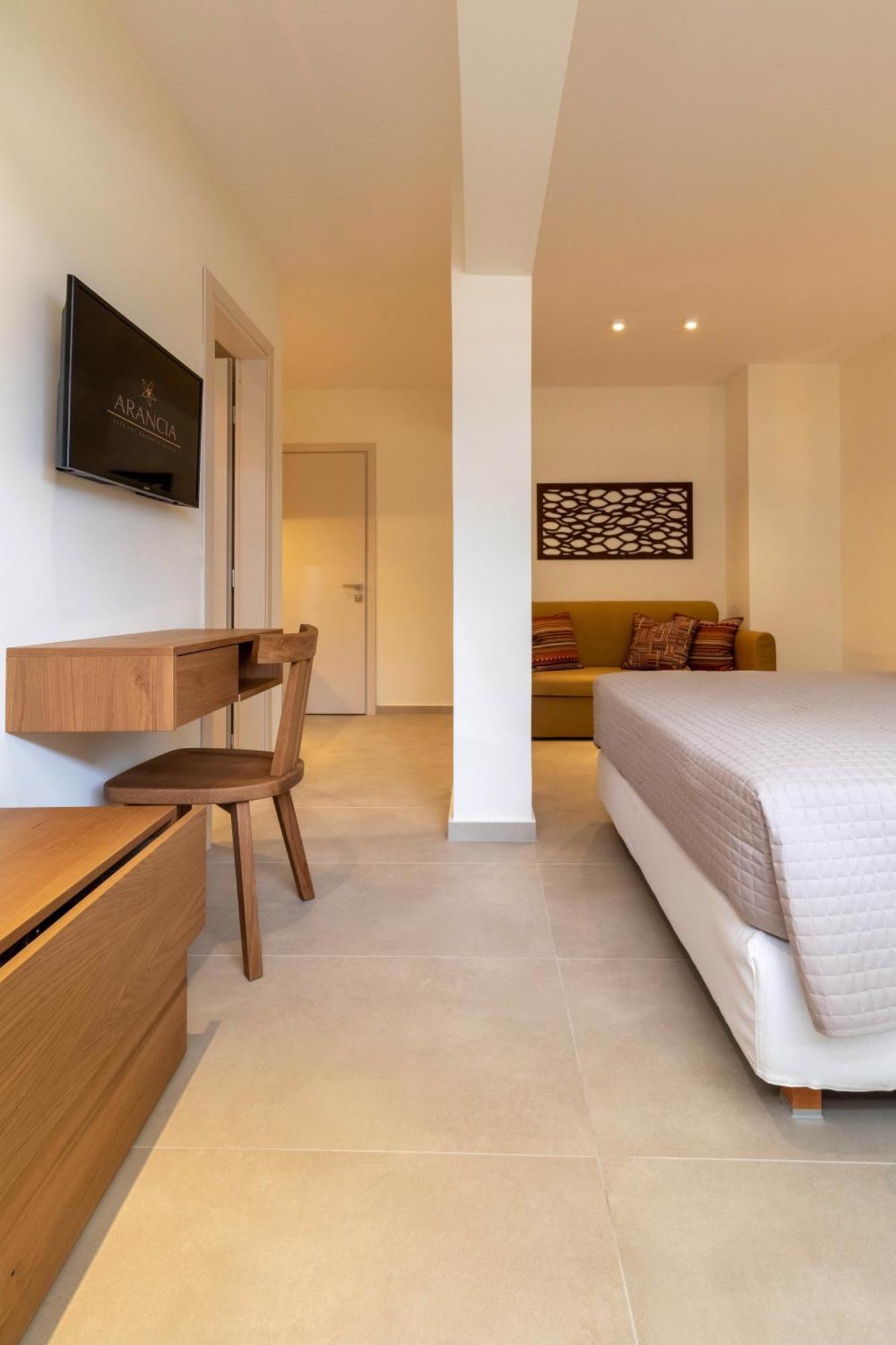 Arancia Elegant Rooms And Suites Tolo Exterior photo