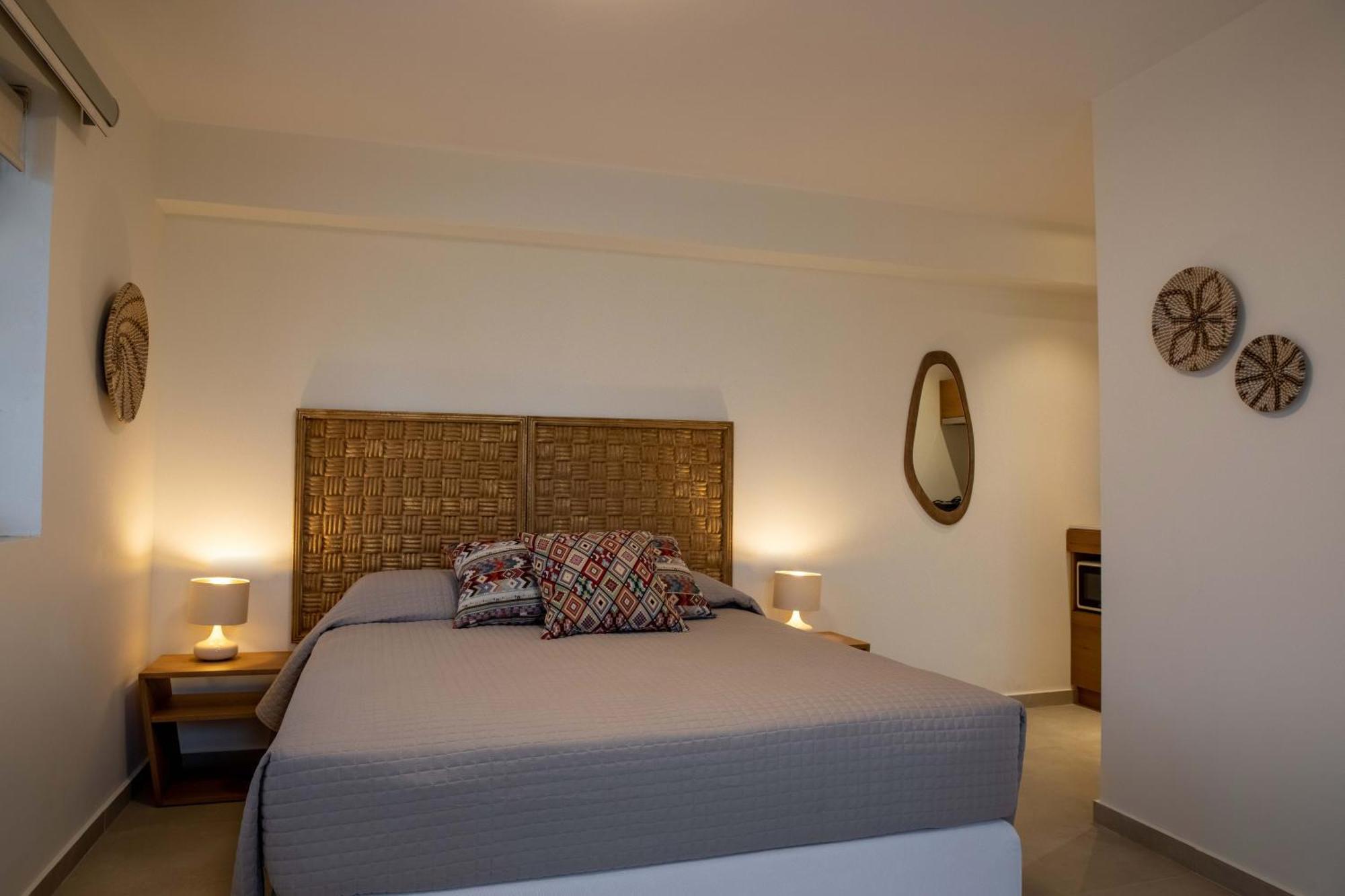 Arancia Elegant Rooms And Suites Tolo Exterior photo